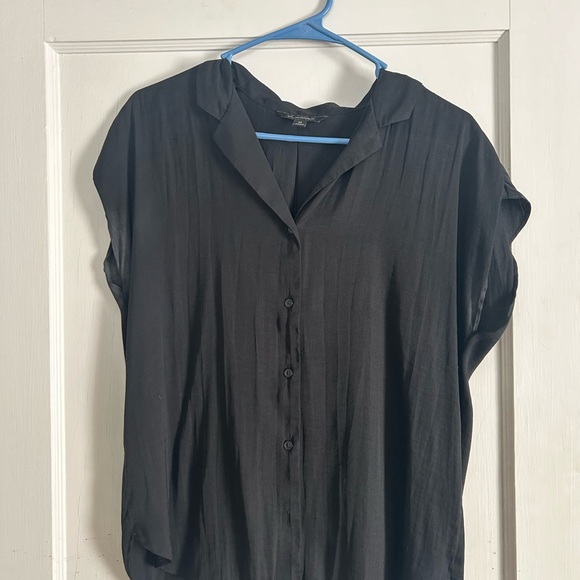 Banana Republic Tops - Banana Republic Black Button Down Shirt